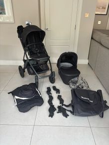 UPPAbaby Vista V2 Full Travel System and Extras