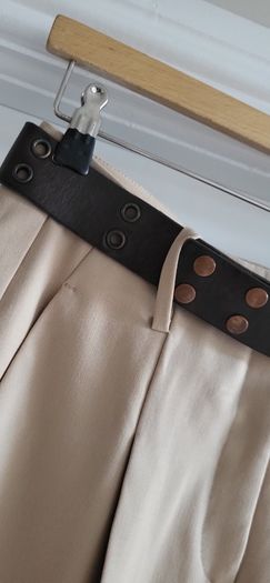 CAMBIO Kate tan cigarette style pants Sz 10UK - Bnwot -Rrp 159.90