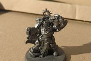 warhammer 40k ultramarines space marine marneus calgar