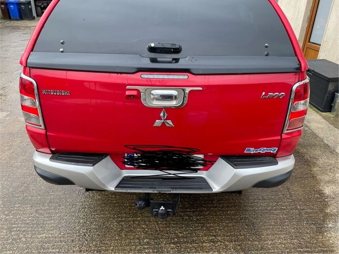 mitsubishi L200 Canopy