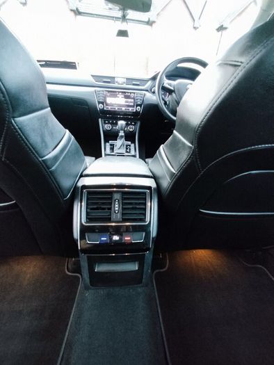 Skoda superb 2.0tdi automatic