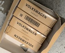 NEW Genuine VW Audi 2.0 TSI Spark Plugs