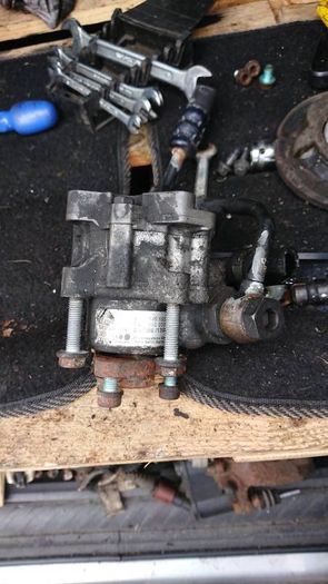 Audi power steering pump. Intercooler Flayweel clutch kit 2.0tdi oil pump injectors gps suspension parts steering rack s-line 6 speed