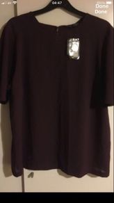 Ladies BNWT top size 16