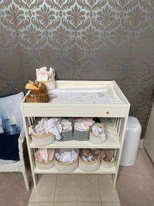 Baby Changing Table incl. changing pad + storage baskets