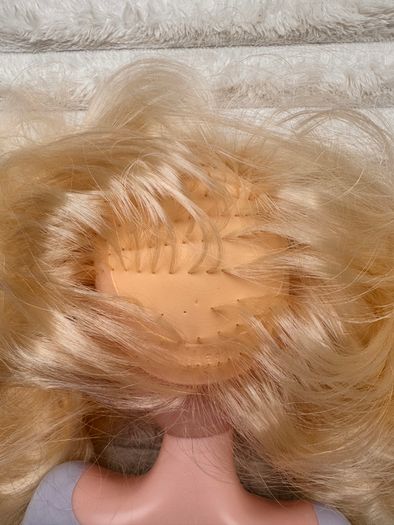 Disney Frozen Elsa Styling Head Used approx. 20 cm. Please see photos