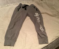 Grey play station jog pants age 8/9