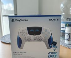 PlayStation 5 Astro Bot limited edition Dualsense controller