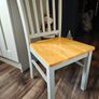kitchen table (extendable)and 4 chairs Image 5