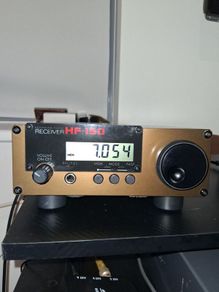 Lowe Hf 150 Communications  Receiver