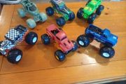 Hot wheels monster trucks x 6