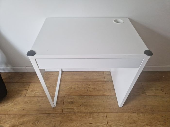 Ikea Micke desk