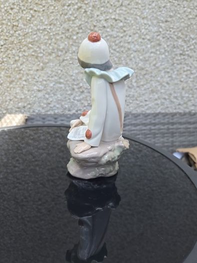 porcelain