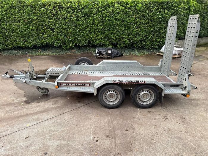 Plant Trailer