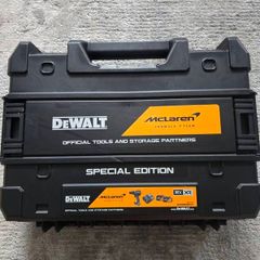 dewalt McLaren set