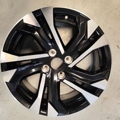 Peugeot 208 alloy wheel
