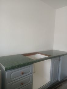 Kitchen Units and worktop for sale