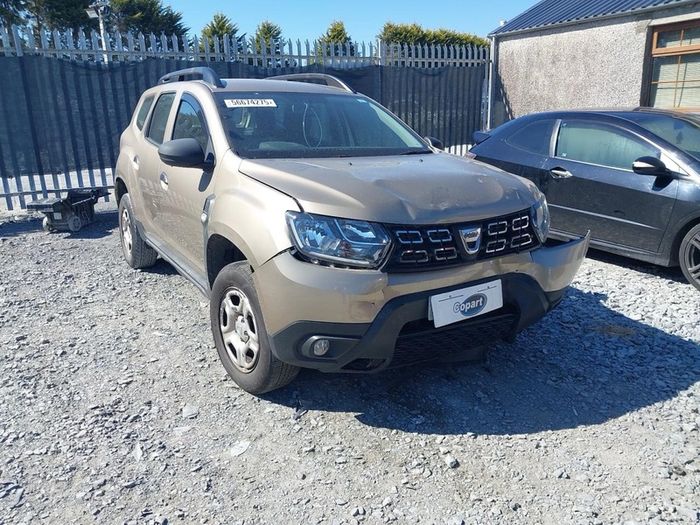 2019 Dacia Duster Essential Breaking for Parts
