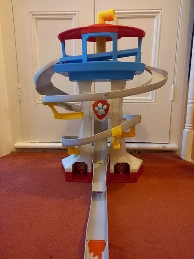 Paw patrol adventure bay rescue tower