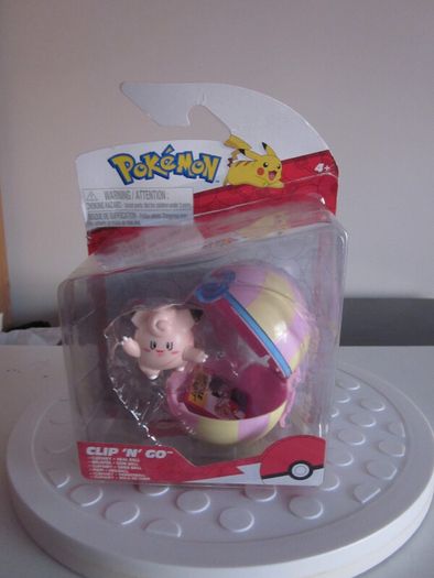 New Pokemon Clefairy & Heal Ball Clip N Go