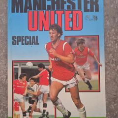 Manchester United yearbooks