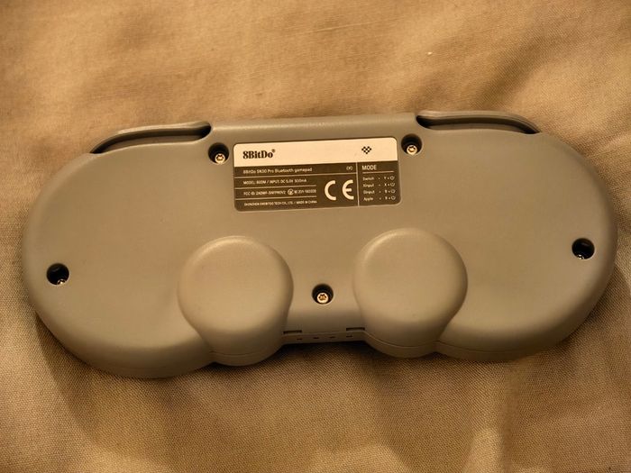 8BitDo SN30 pro controller