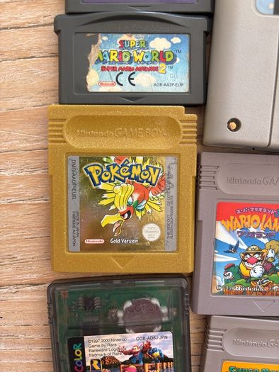 Gameboy lot (all authentic with new battery)