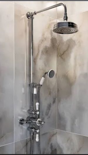 Victorian thermostatic rainfall shower chrome