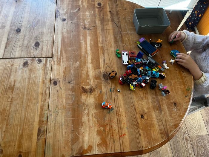 free - dinning table