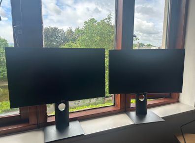 2 Dell P2219H 22" LED IPS Monitors