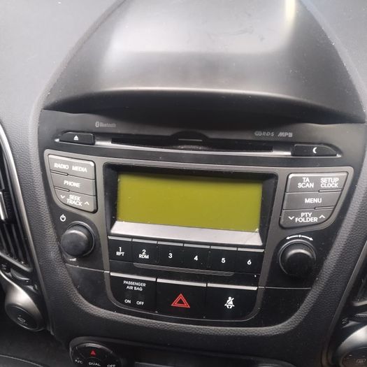 Breaking Hyundai ix35 1.7 crdi