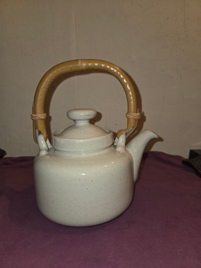 Stoneware Teapot made in Republic of Ireland