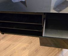 Tv unit
