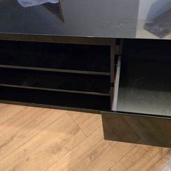 Tv unit