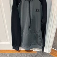 Boys half zip Under Armour