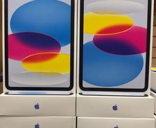 Brand New iPad A16 11th Gen 128GB WiFi