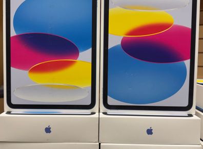 Brand New iPad A16 11th Gen 128GB WiFi