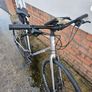 Giant escape hybrid bike Image 2