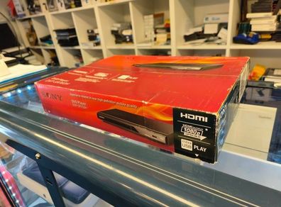 Sony DVP-SR760H DVD Player/CD Player (HDMI, 1080p Upscaling, USB Input, Xvid Playback, Dolby Digital)