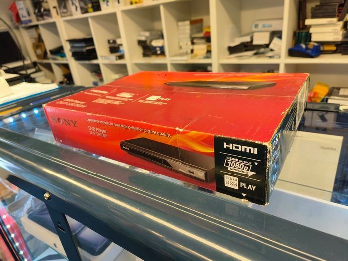 Sony DVP-SR760H DVD Player/CD Player (HDMI, 1080p Upscaling, USB Input, Xvid Playback, Dolby Digital)