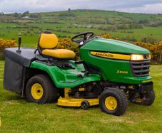 John Deere X300R Ride-on Lawnmower