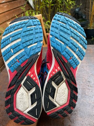Brooks Tavenna 8 size 10.5