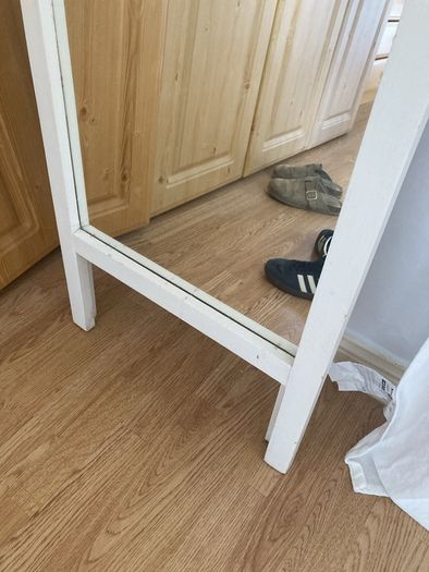 white mirror
