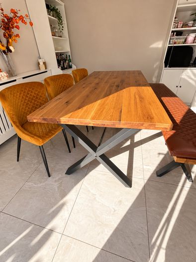 Beautiful EZ Living Dining Set