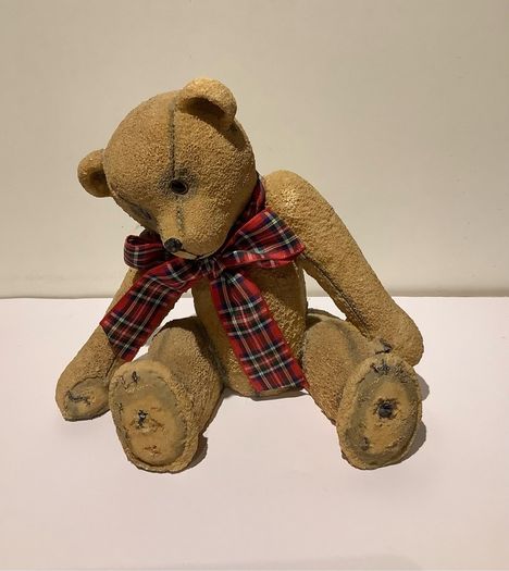 Vintage Kensington Holly Grove Resin Bear