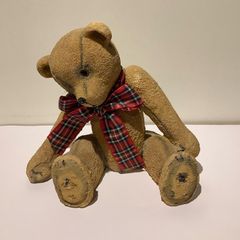 Vintage Kensington Holly Grove Resin Bear