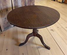 Antique Circular Tilt Table