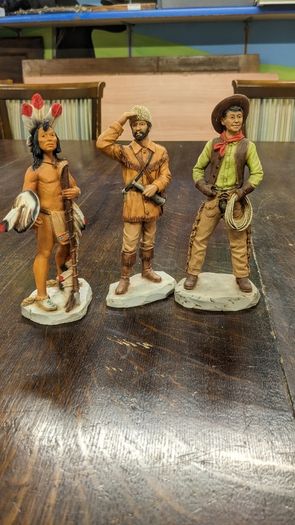 Vintage Castagna "Wild West Series" Figurines