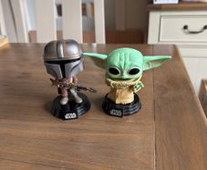 Mandalorian and Grogu (baby Yoda) Star Wars Funko Pop Vinyl Bobblehead Figurines