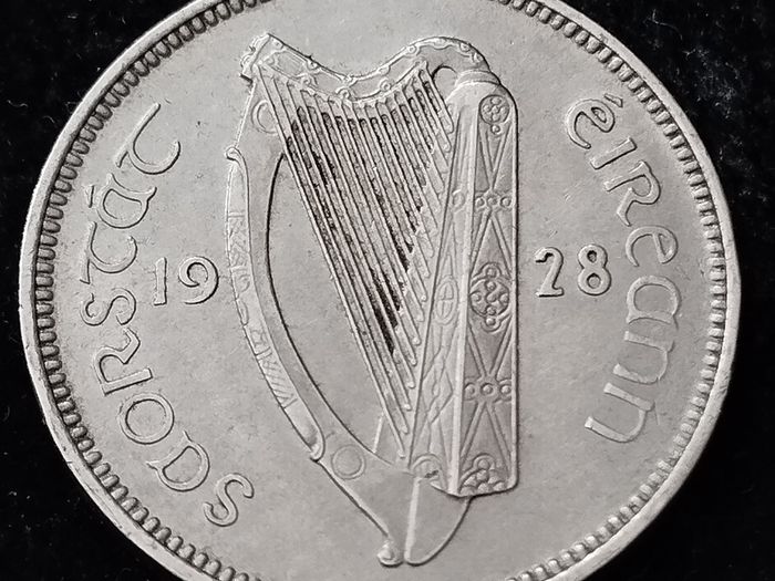 Ireland - 1928 - 6 Pence - Wolfhound - KM.5 - [794]